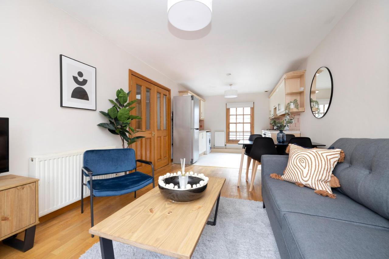 Joivy Bright And Cosy Flat Near The Scotland Gallery Edimburgo Exterior foto