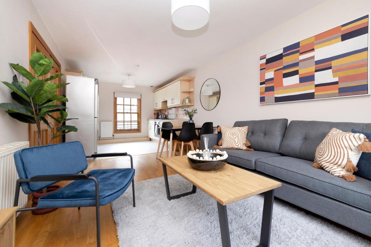 Joivy Bright And Cosy Flat Near The Scotland Gallery Edimburgo Exterior foto
